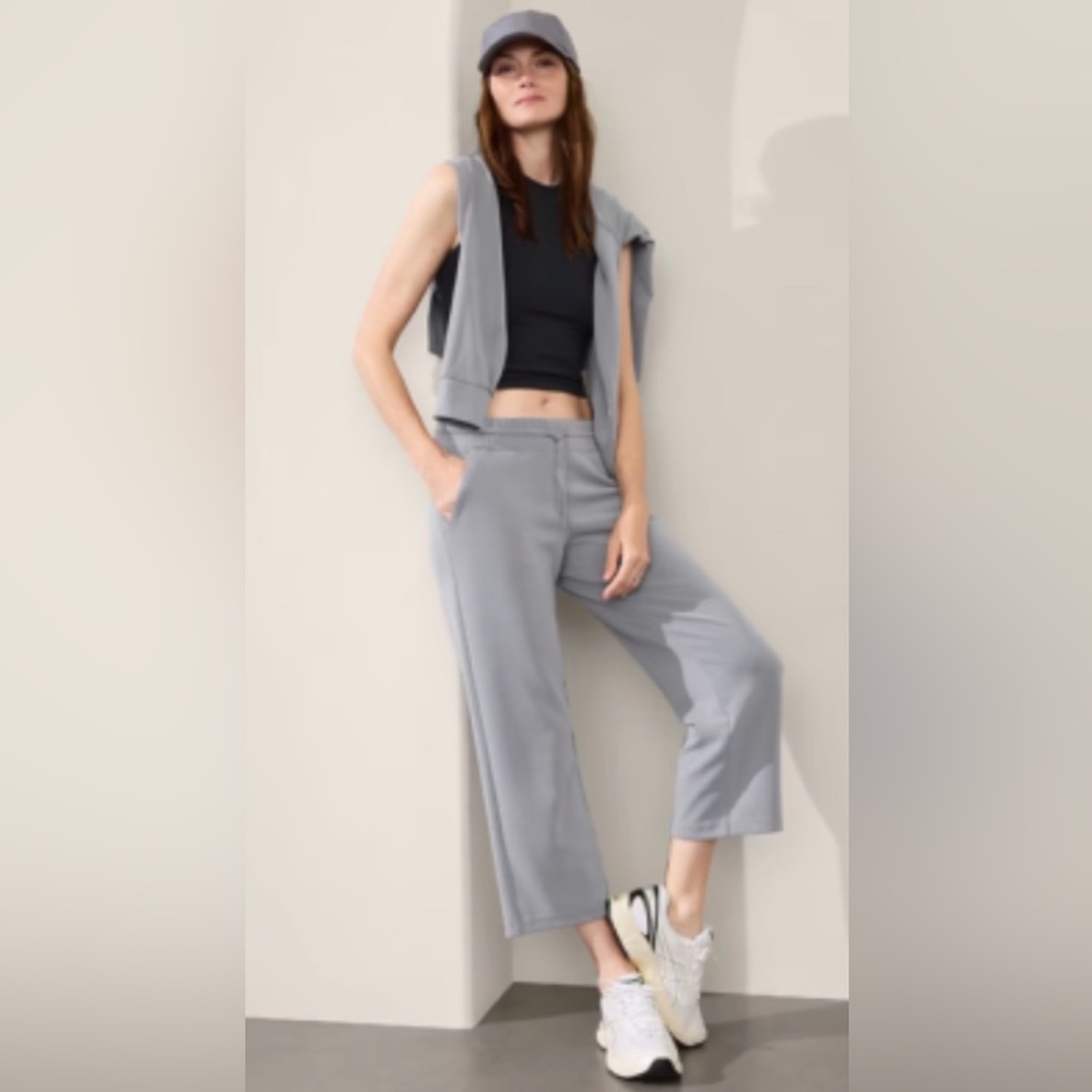 Athleta Seasoft Crop Pants - NWT